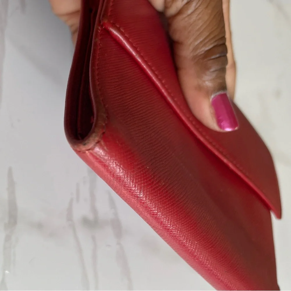 PRADA red Saffiano Leather Wallet. PRADA logo on flap. Preowned condition. - Picture 15 of 16